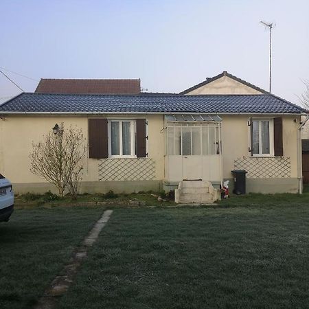 Belle Maison De Vacances Romilly-sur-Seine Exterior foto